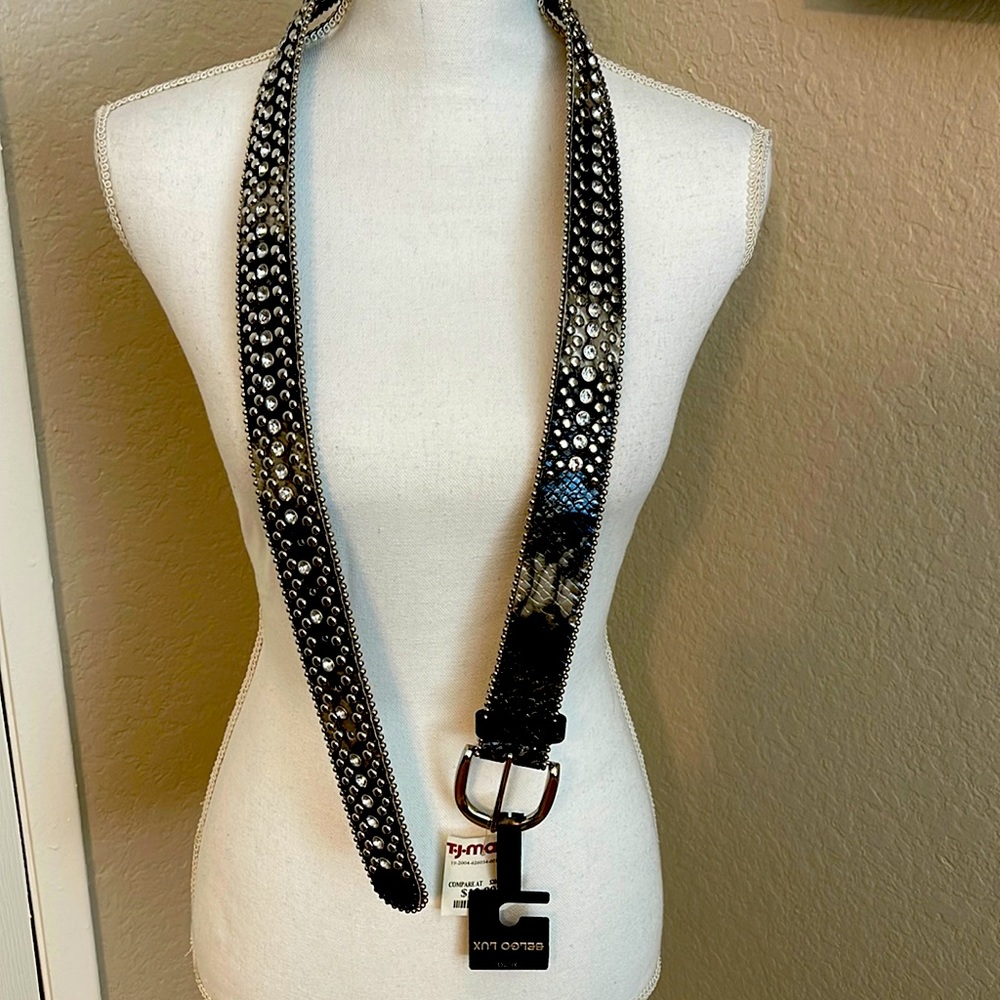 NWT Sparkling Belt